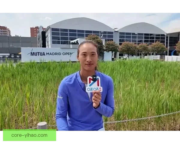 郑钦文红土赛季发球效率全面进化冲击法网更高突破前景可期